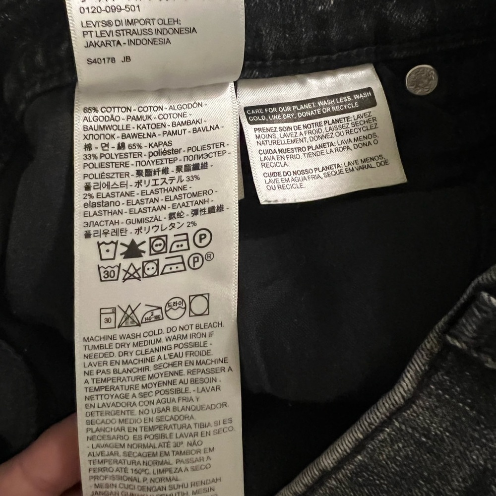 Levi’s High Rise Faded Black Stretch Skinny Jeans Women’s Size 31 - Picture 4 of 5